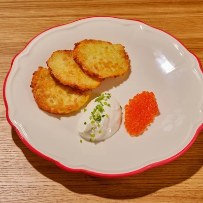 Драники с красной икрой